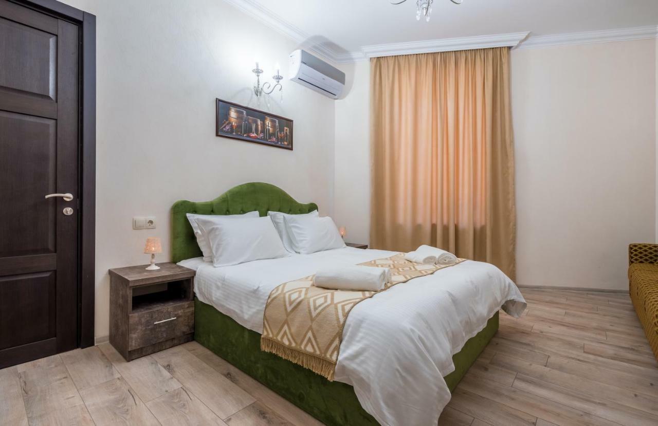 Golden Light Hotel Tbilisi Exterior foto
