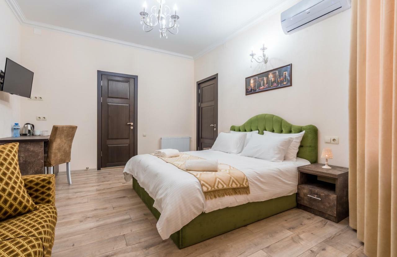 Golden Light Hotel Tbilisi Exterior foto