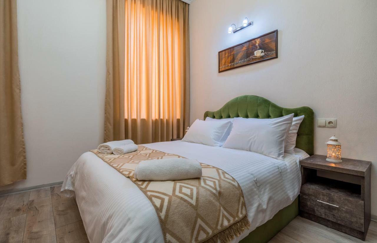 Golden Light Hotel Tbilisi Exterior foto