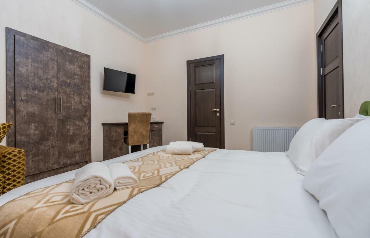 Golden Light Hotel Tbilisi Exterior foto