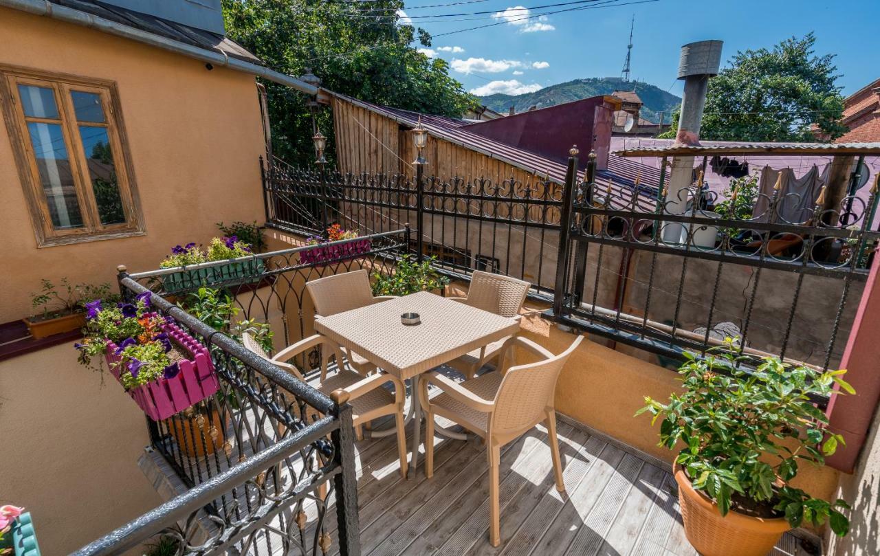 Golden Light Hotel Tbilisi Exterior foto