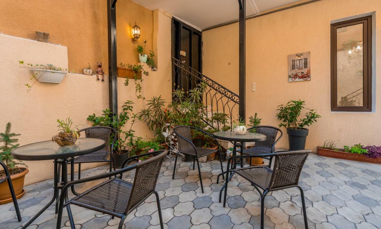 Golden Light Hotel Tbilisi Exterior foto