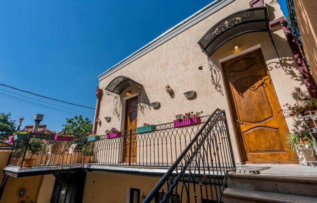 Golden Light Hotel Tbilisi Exterior foto