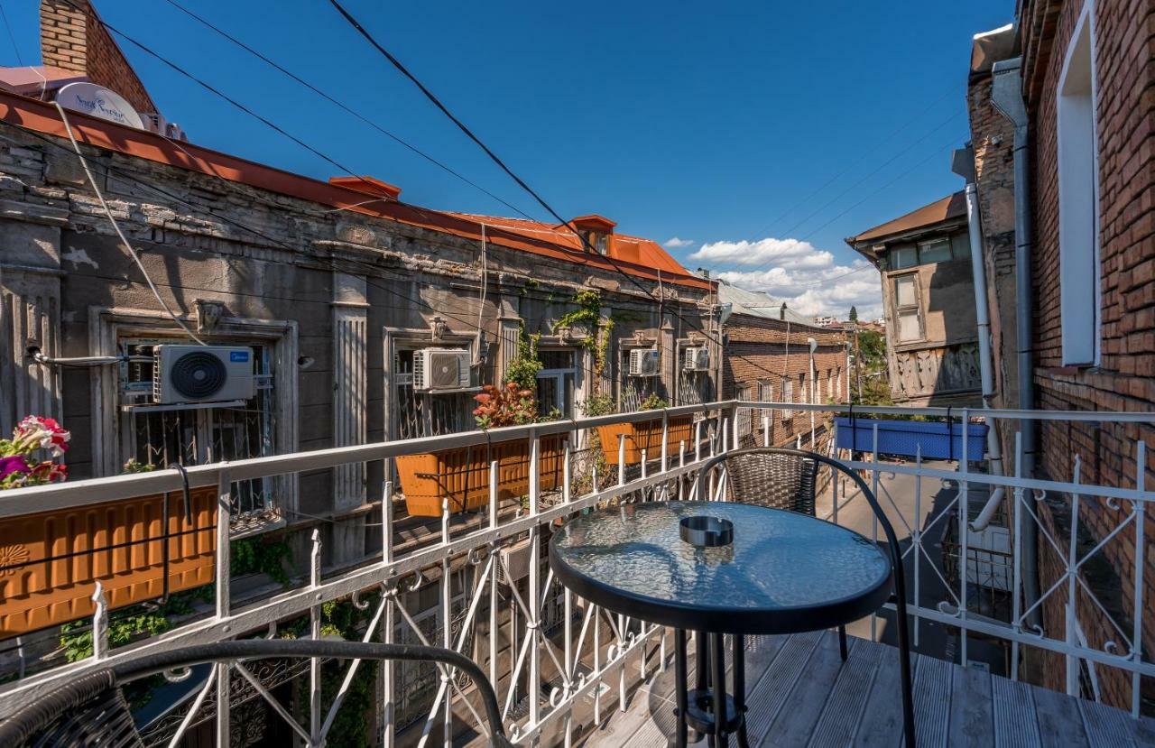Golden Light Hotel Tbilisi Exterior foto